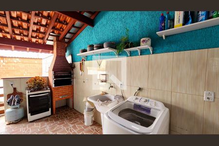 Casa à venda com 124m², 4 quartos e 4 vagas Casa à venda com 124m², 4 quartos e 4 vagasÁrea de Serviço