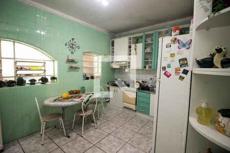 Casa à venda com 290m², 5 quartos e 4 vagasCozinha 1