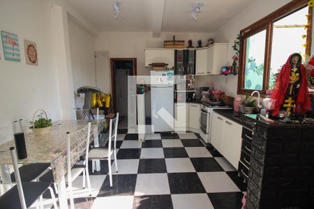 Casa à venda com 290m², 5 quartos e 4 vagasCozinha 2