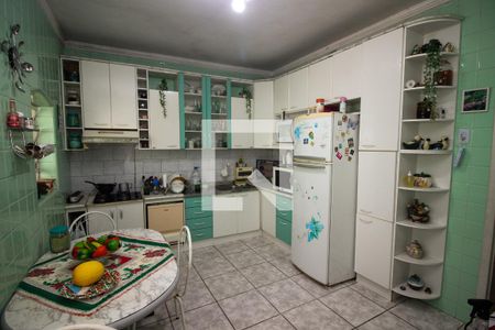 Casa à venda com 290m², 5 quartos e 4 vagasCozinha 1