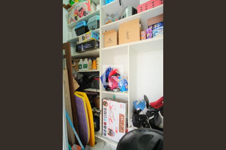 Casa à venda com 250m², 3 quartos e 2 vagasÁrea de Serviço