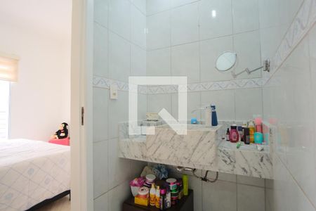 Casa à venda com 250m², 3 quartos e 2 vagasBanheiro da Suíte