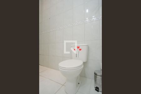 Casa à venda com 250m², 3 quartos e 2 vagasBanheiro da Suíte