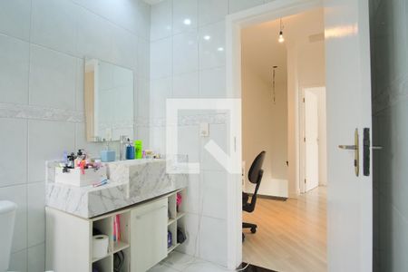 Casa à venda com 250m², 3 quartos e 2 vagasBanheiro Social