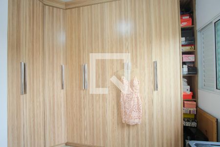 Casa à venda com 250m², 3 quartos e 2 vagasQuarto 2