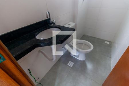 Apartamento à venda com 35m², 2 quartos e sem vaga Apartamento à venda com 35m², 2 quartos e sem vagaBanheiro