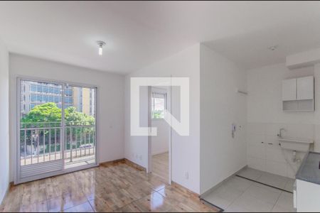 Sala de apartamento para alugar com 2 quartos, 37m² em Cambuci, São Paulo