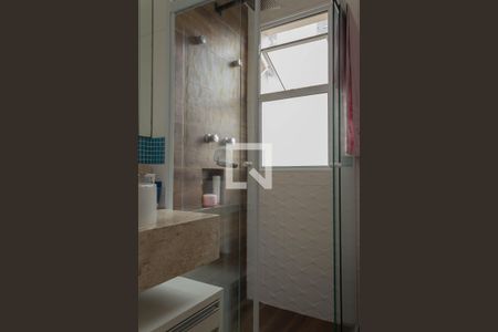 Apartamento à venda com 245m², 3 quartos e 4 vagasBanheiro da Suíte 2