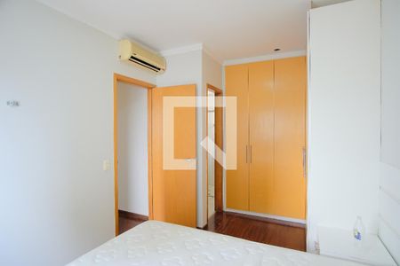 Apartamento para alugar com 67m², 2 quartos e 2 vagasSuíte