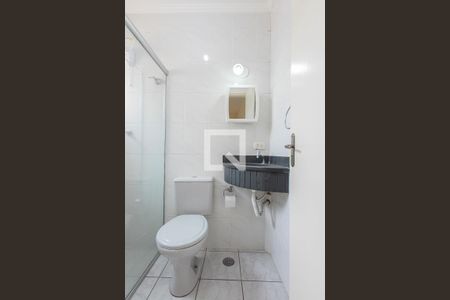 Casa para alugar com 110m², 2 quartos e 1 vaga Casa para alugar com 110m², 2 quartos e 1 vagaBanheiro