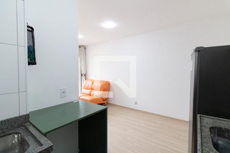 Sala/Cozinha de apartamento para alugar com 1 quarto, 31m² em Butantã, São Paulo