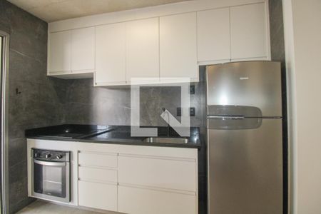 Cozinha de apartamento para alugar com 1 quarto, 40m² em Cambuí, Campinas