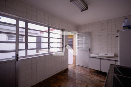 Casa à venda com 333m², 4 quartos e 2 vagasEdicula - Cozinha
