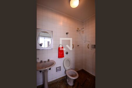 Casa à venda com 333m², 4 quartos e 2 vagasEdicula - Banheiro