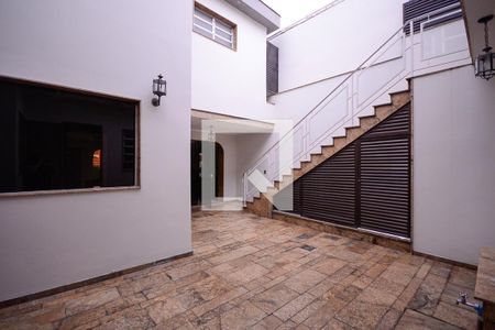 Casa à venda com 333m², 4 quartos e 2 vagasQuintal
