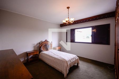 Casa à venda com 333m², 4 quartos e 2 vagasQuarto 1