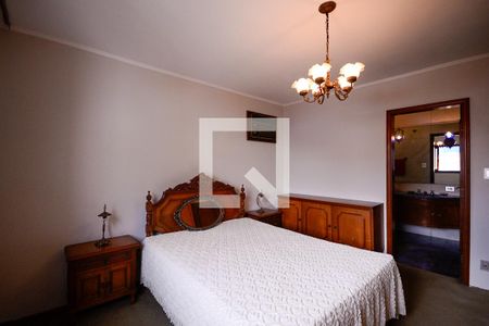 Casa à venda com 333m², 4 quartos e 2 vagasQuarto 2 - Suíte