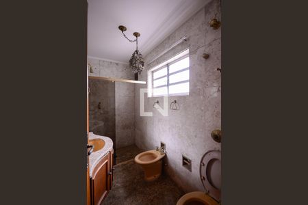 Casa à venda com 333m², 4 quartos e 2 vagasBanheiro do Quarto 3