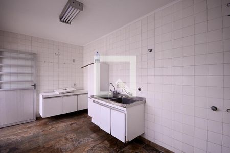 Casa à venda com 333m², 4 quartos e 2 vagasEdicula - Cozinha