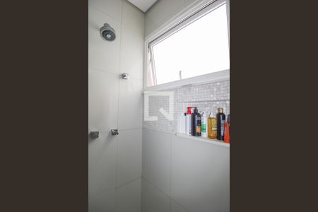 Casa à venda com 330m², 5 quartos e 3 vagas Casa à venda com 330m², 5 quartos e 3 vagasBanheiro do Quarto 5 (suíte master)