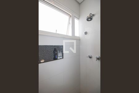 Casa à venda com 330m², 5 quartos e 3 vagas Casa à venda com 330m², 5 quartos e 3 vagasBanheiro do Quarto 3 (suíte)