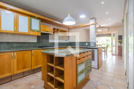 Casa à venda com 240m², 3 quartos e 2 vagas Casa à venda com 240m², 3 quartos e 2 vagasCozinha