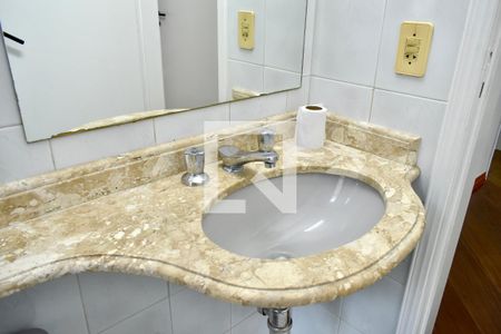 Apartamento à venda com 100m², 3 quartos e 2 vagasBanheiro Social