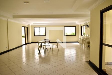 Apartamento à venda com 100m², 3 quartos e 2 vagasÁrea comum - Salão de festas