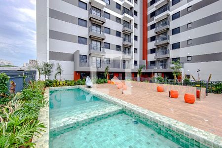 Apartamento para alugar com 38m², 2 quartos e sem vagaÁrea comum - Piscina
