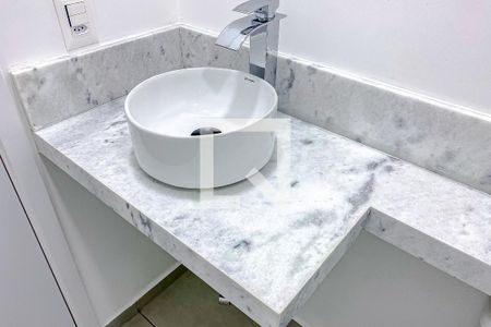 Apartamento para alugar com 38m², 2 quartos e sem vagaBanheiro