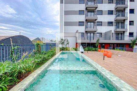 Apartamento para alugar com 38m², 2 quartos e sem vagaÁrea comum - Piscina