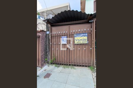 Casa à venda com 58m², 2 quartos e 1 vaga Casa à venda com 58m², 2 quartos e 1 vagaPlaquinha Instalada