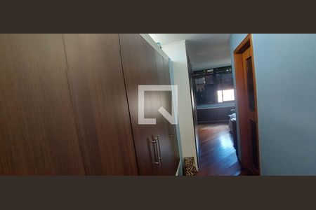 Casa à venda com 353m², 3 quartos e 6 vagas Casa à venda com 353m², 3 quartos e 6 vagasQuarto