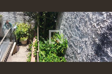 Casa à venda com 353m², 3 quartos e 6 vagas Casa à venda com 353m², 3 quartos e 6 vagasÁrea Externa