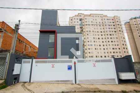 Apartamento à venda com 70m², 2 quartos e 1 vaga Apartamento à venda com 70m², 2 quartos e 1 vagaFachada