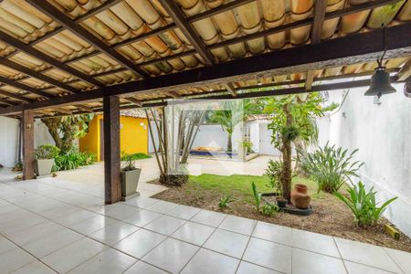 Casa de condomínio à venda com 469m², 4 quartos e 4 vagas Casa de condomínio à venda com 469m², 4 quartos e 4 vagasÁrea de Lazer