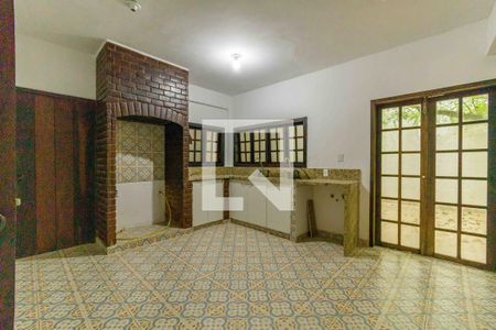 Casa de condomínio à venda com 469m², 4 quartos e 4 vagas Casa de condomínio à venda com 469m², 4 quartos e 4 vagasCozinha