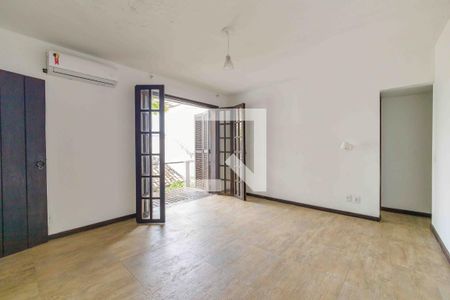 Casa de condomínio à venda com 469m², 4 quartos e 4 vagas Casa de condomínio à venda com 469m², 4 quartos e 4 vagasSuíte 1