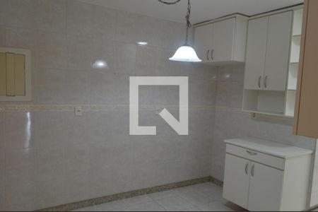 Apartamento para alugar com 117m², 3 quartos e 1 vaga Apartamento para alugar com 117m², 3 quartos e 1 vagaCozinha