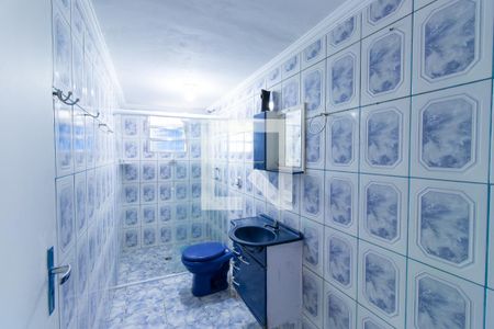 Casa para alugar com 225m², 4 quartos e 2 vagas Casa para alugar com 225m², 4 quartos e 2 vagasBanheiro