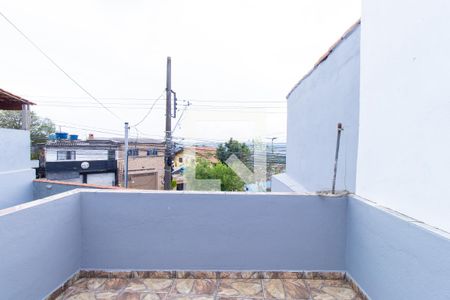 Casa para alugar com 225m², 4 quartos e 2 vagas Casa para alugar com 225m², 4 quartos e 2 vagasQuintal