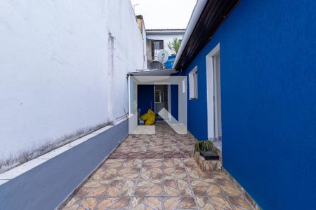 Casa para alugar com 225m², 4 quartos e 2 vagas Casa para alugar com 225m², 4 quartos e 2 vagasQuintal