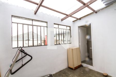 Casa para alugar com 80m², 2 quartos e sem vagaÁrea de Serviço