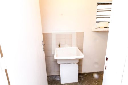 Casa para alugar com 80m², 2 quartos e sem vagaÁrea de Serviço