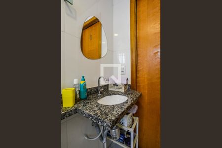 Apartamento à venda com 42m², 2 quartos e 1 vaga Apartamento à venda com 42m², 2 quartos e 1 vagaBanheiro