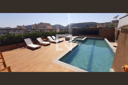 Apartamento à venda com 48m², 1 quarto e 1 vaga Apartamento à venda com 48m², 1 quarto e 1 vagaÁrea comum - Piscina