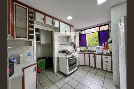 Apartamento à venda com 82m², 3 quartos e 1 vaga Apartamento à venda com 82m², 3 quartos e 1 vagaCozinha e Área de Serviço