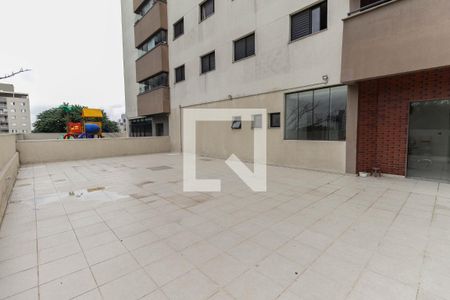 Apartamento para alugar com 38m², 1 quarto e sem vaga Apartamento para alugar com 38m², 1 quarto e sem vagaÁrea comum - Salão de festas