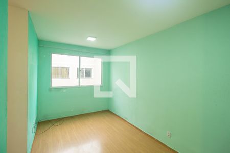 Sala de apartamento para alugar com 2 quartos, 50m² em Campo Grande, Rio de Janeiro