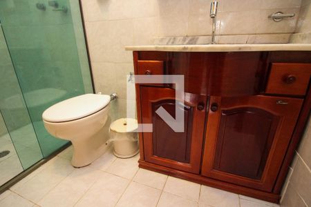 Apartamento à venda com 105m², 2 quartos e 2 vagasBanheiro da Suíte 2